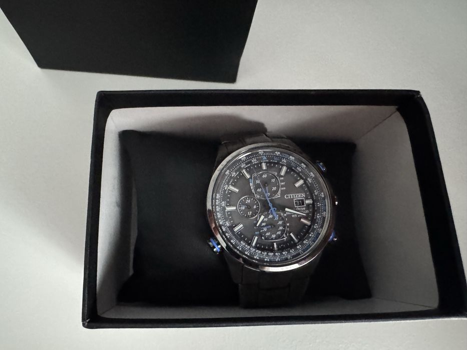 Годинник Citizen