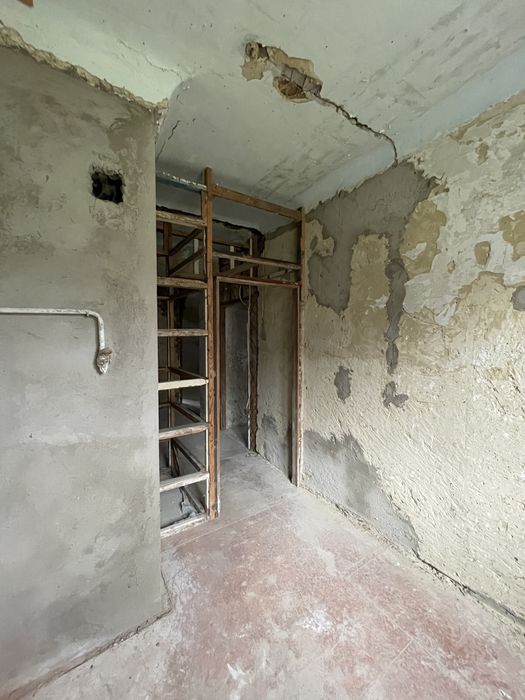 97 м² 27000$ вул. Миру під ремонт