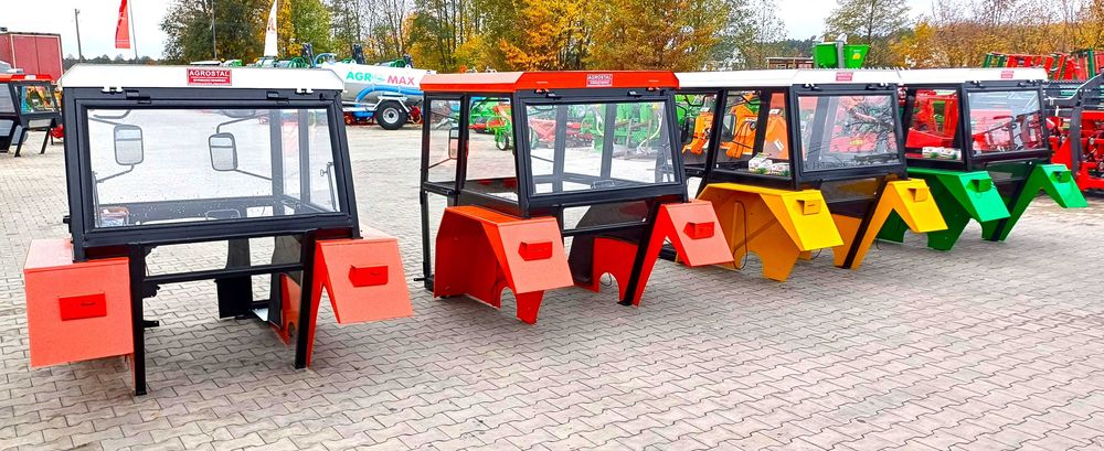 Kabina CIĄGNIKOWA  c360 , C330 NAGLAK SZYMCZAK Szyszka  błotniki  PCV