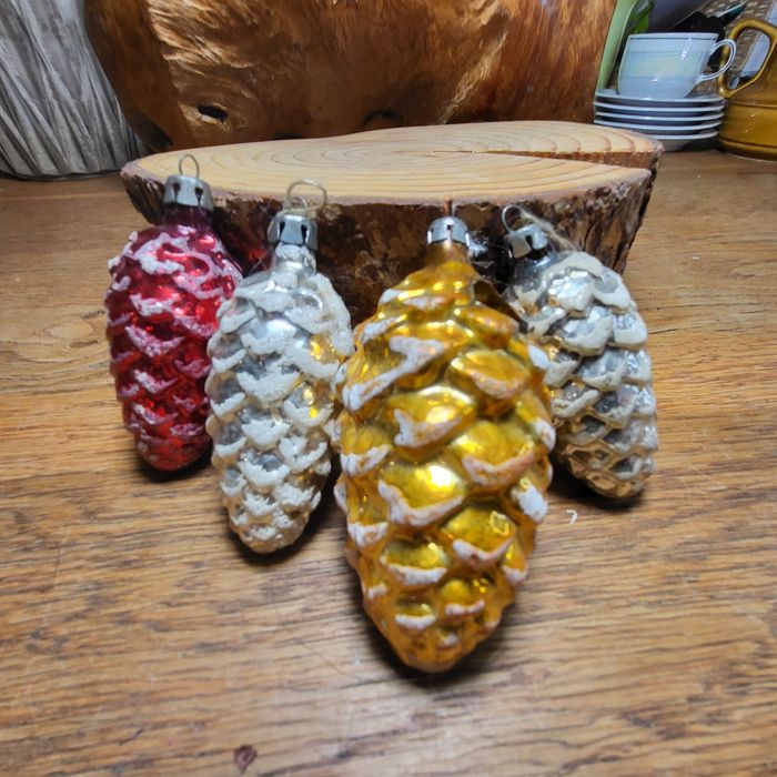 Szyszki bombki choinkowe 66