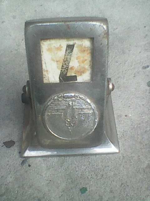 Продам настольный календарь.