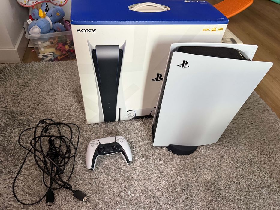 Sony PS5 z napedem plus pad