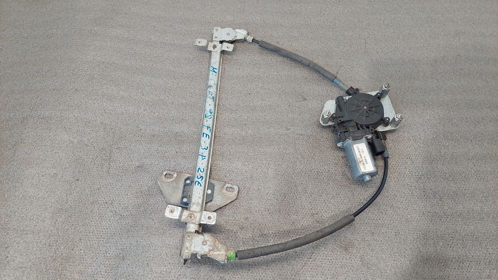 Elevador vidros frente esquerdo MITSUBISHI Colt V (CJ_, CP_)