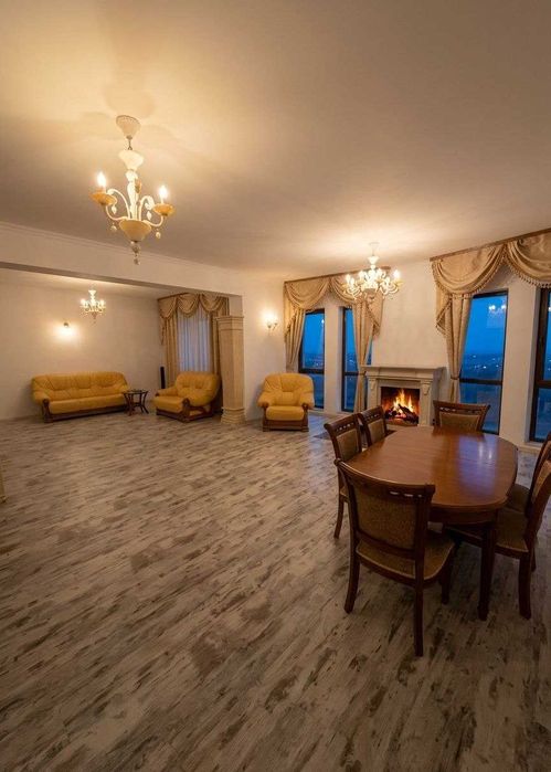 Від власника. Монументальний маєток 265 м² у престижній частині Гореничі. Перевірена роками якість. Без %