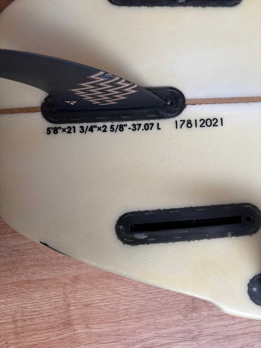 Pranch de Surf epoxy 5'8 37,07L