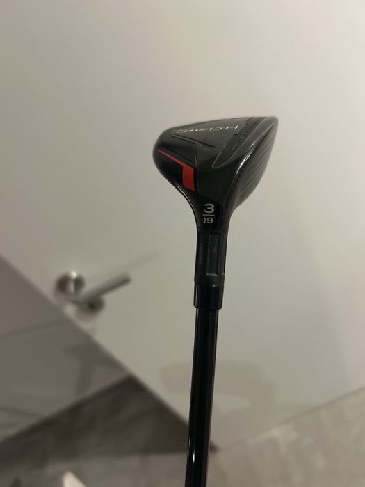 Hybrid 19 graus vareta stiff Taylor Made Stealth