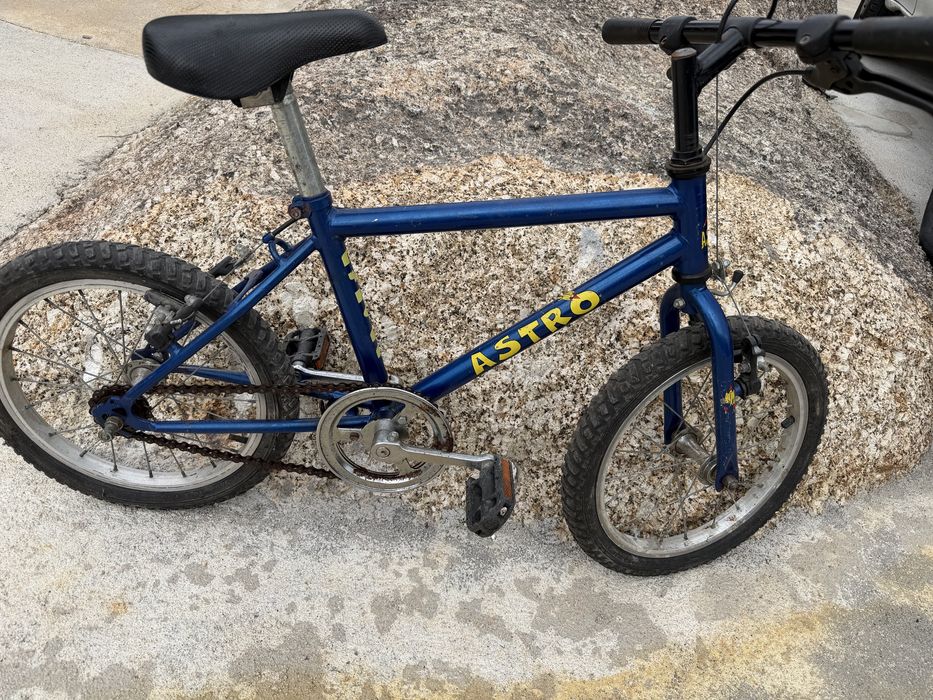 Bicicleta crianca astro