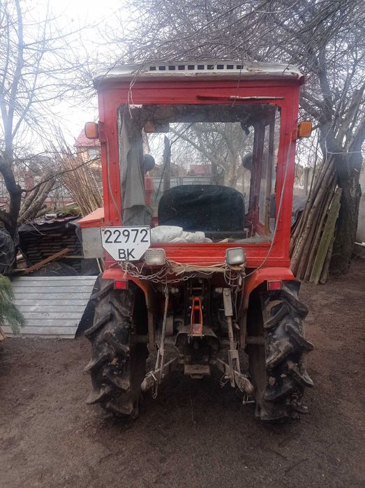 трактор Hinomoto