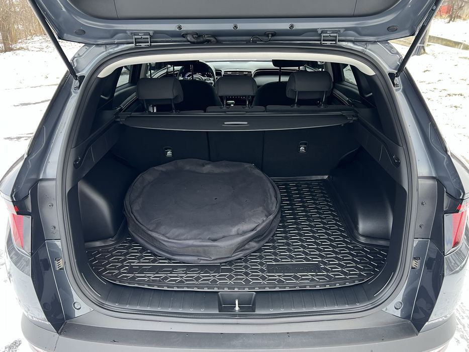 Офіційне авто, 2024 рік, стан - новий