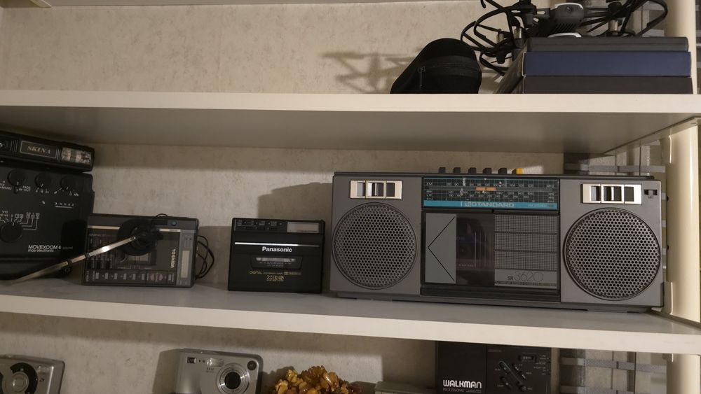 Кассетный магнитофон Sanyo, Philips