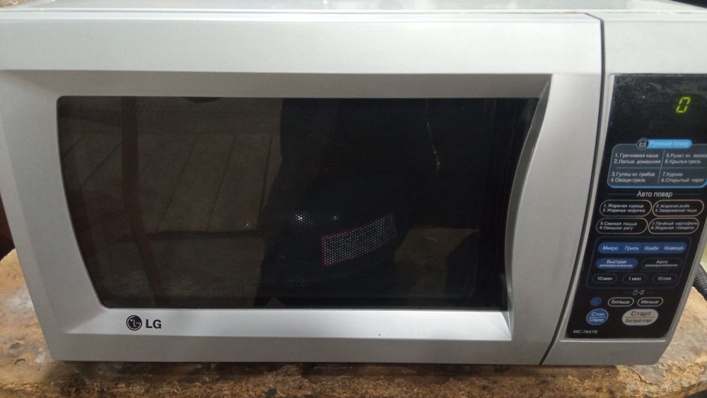 Продам СВЧ печь LG