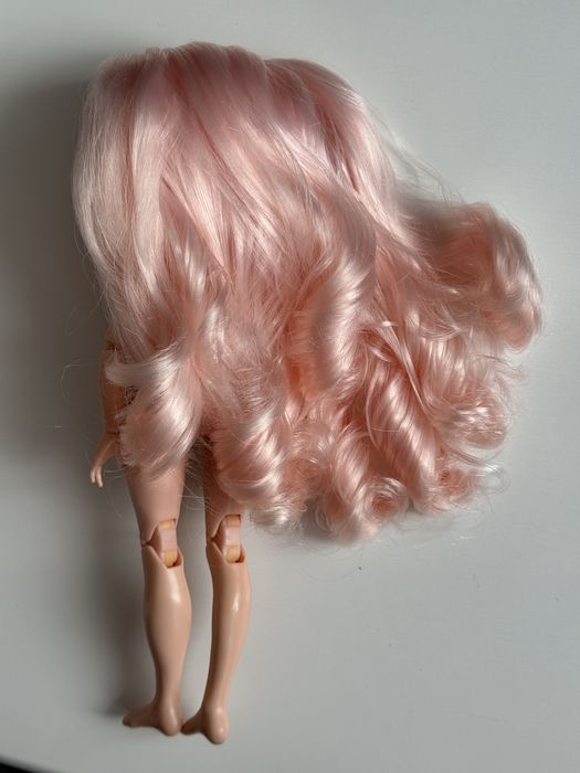 Лялька Rainbow High Bella Pacific Coast Белла пляжна