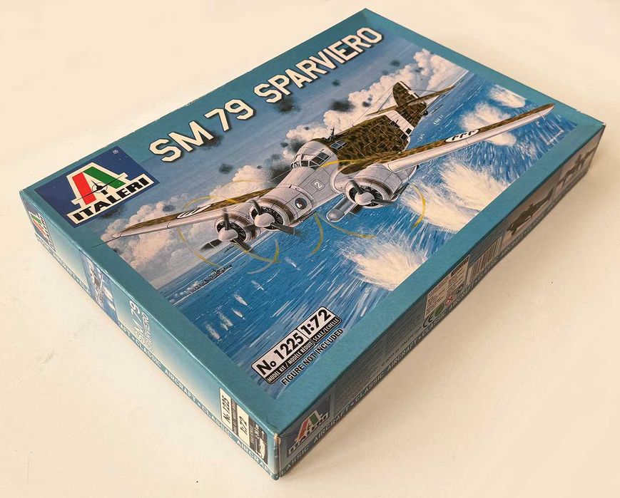 Italieri_SM 79 Sparviero. Esc.1:72. Completo e como novo.