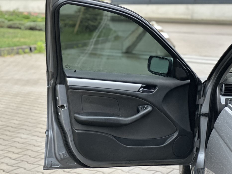 BMW e46 316i 2004 1.8 бензин