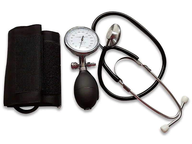 Ciśnieniomierz zegarowy krwi BK-2006 + stetoskop