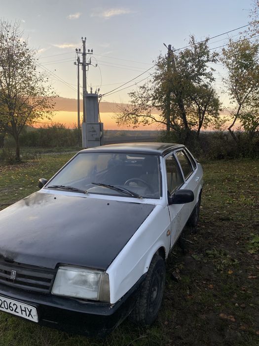 Продам ВАЗ 21099