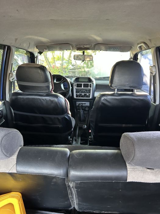 Mitsubishi pajero pinin