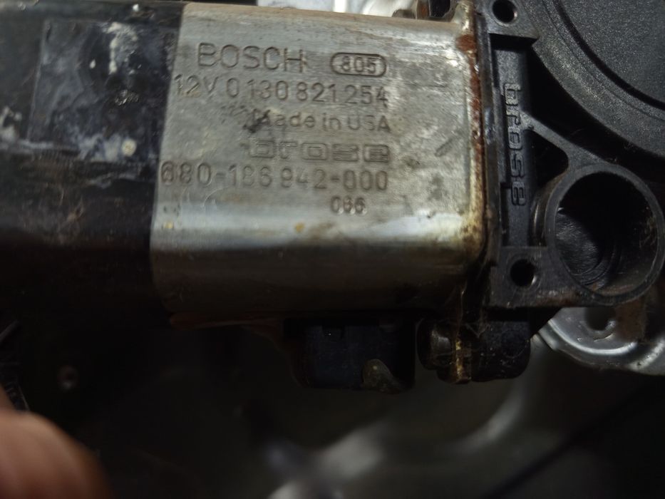 стеклоподъёмник BMW