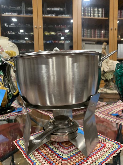 Fondue novo, em inox
