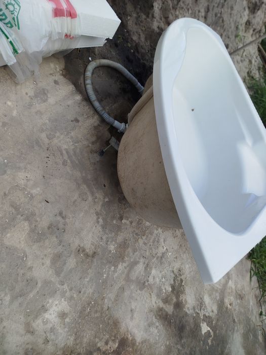 Продам ванну б/у