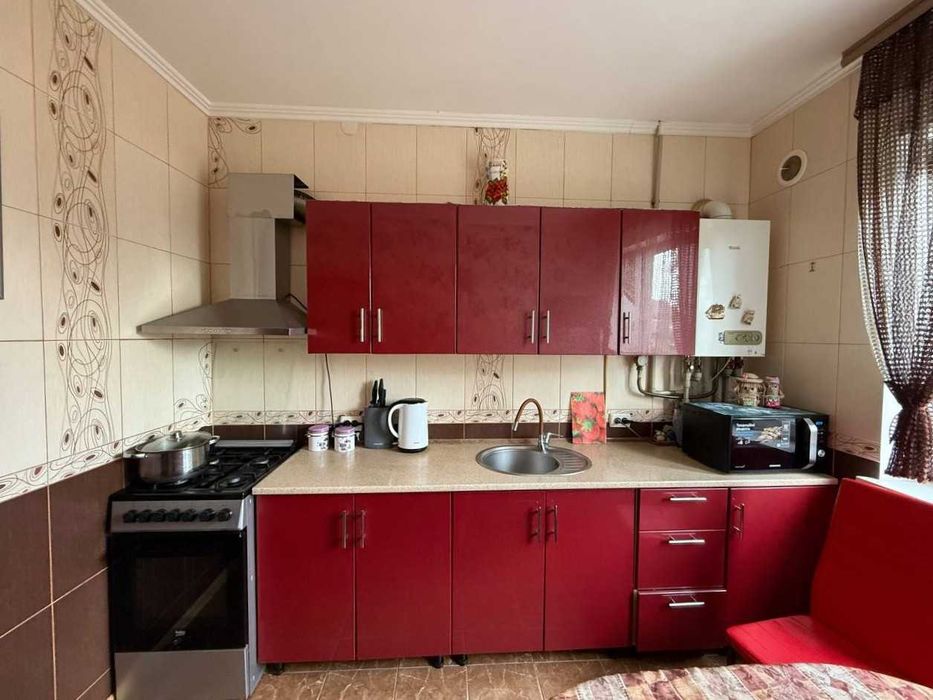 Продаж будинку 104м2 на 12 сотках, вул. Яблунська
