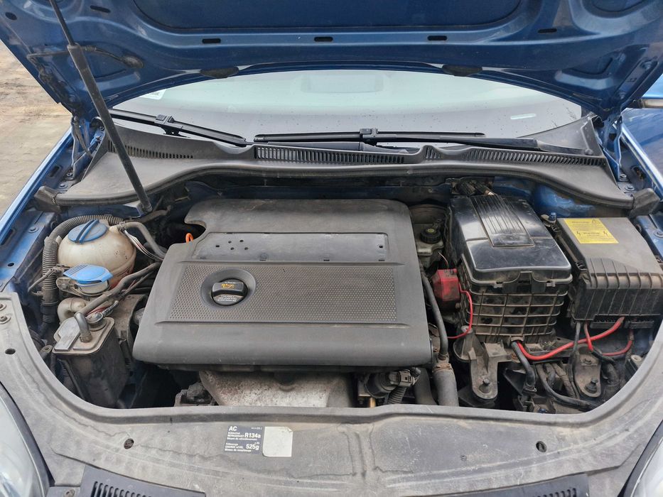 Sprzedaż auta Volkswagen Golf 5