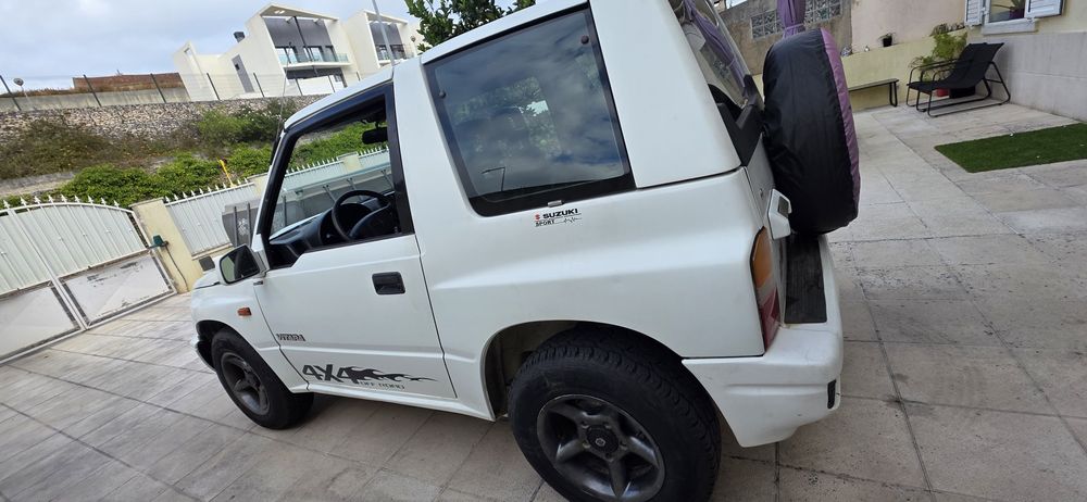 Suzuki Vitara 1.9 TD de 75 cv descapotável Hard top — photo 3