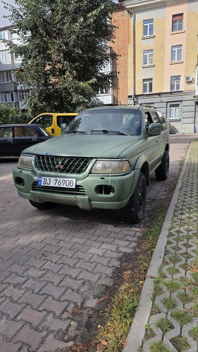 Mitsubishi Sport 3.0 бензин 5ка 4х4