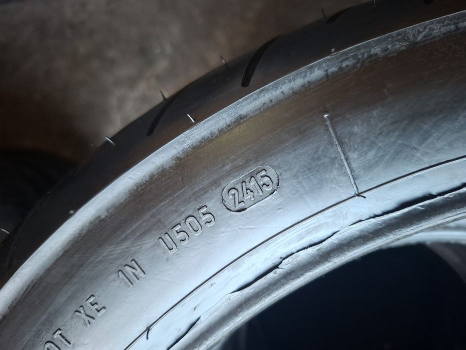 Мотошини 3,25 19 Metzeler Metzeler sportec klassik.