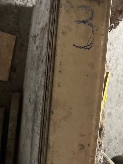 Parapety zewnętrzne z żywicy epoksylowej białe, nie używane, 12 cm