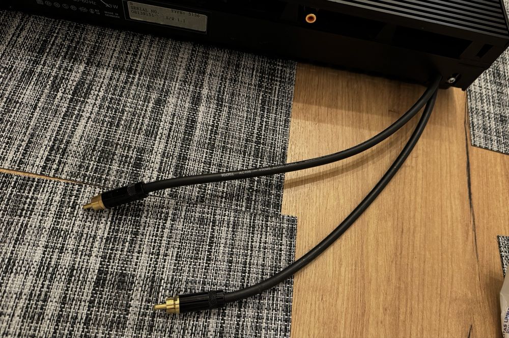 Bang Olufsen Beogram CD 6500. TDA1541