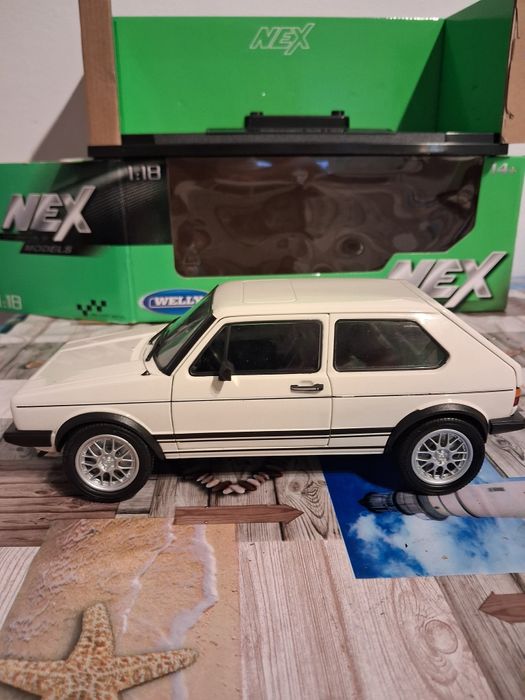 Volkswagen Golf I GTI Welly 1:18 kolekcjonerski