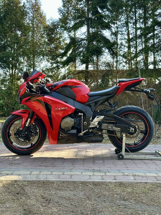 Honda CBR 1000RR sc59 FireBlade LeoVince