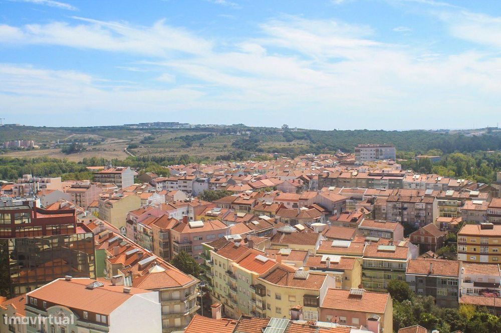 Apartamento T3 em Queluz, Sintra com Vista