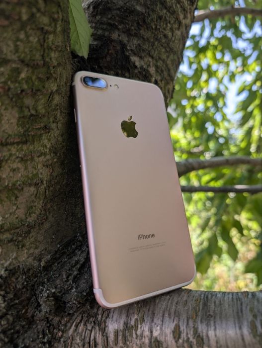 Apple iPhone 7 Plus Rose Gold — купить недорого на OLX.ua