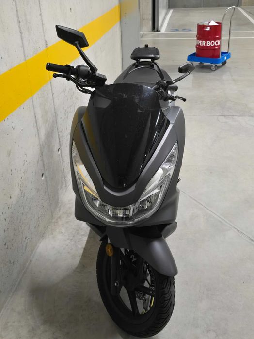 honda pcx 125cc ano 2016 , bem recheada de extras