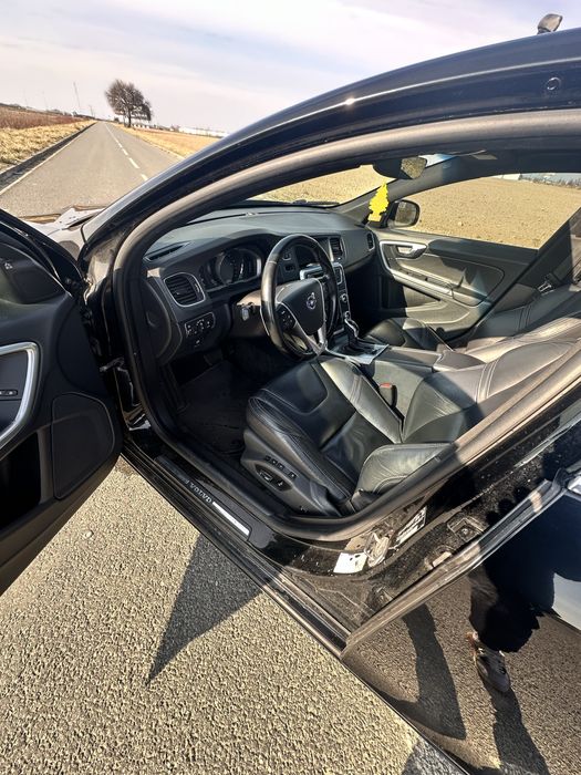 Volvo s60 2.0 t6 306km zarejstrowany