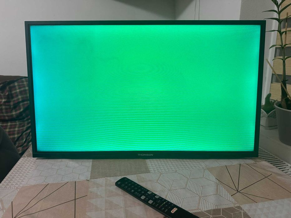 Телевізор THOMSON 32HD5506, 32" Smart TV