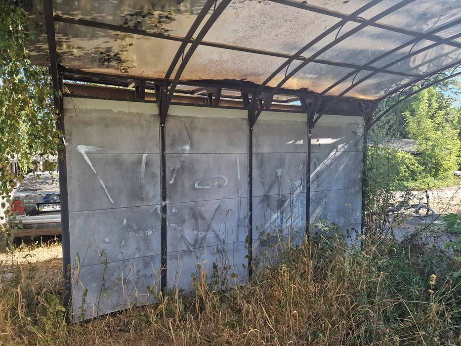 Киоск кофе кава с крытой площадкой