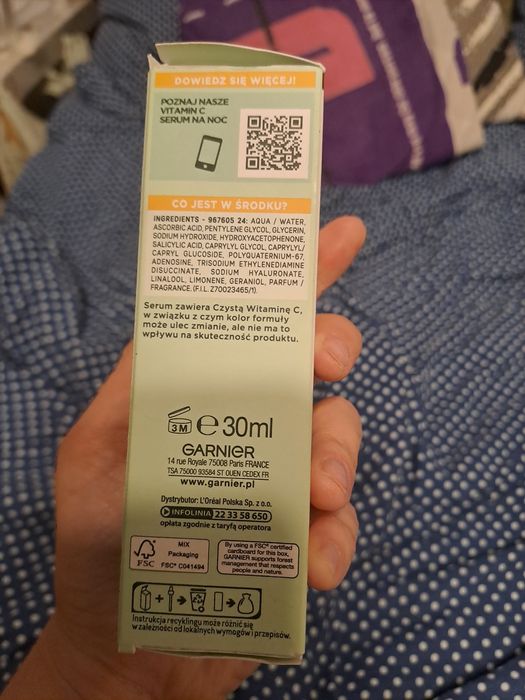 Garnier. Rozświetlające serum z witaminą C