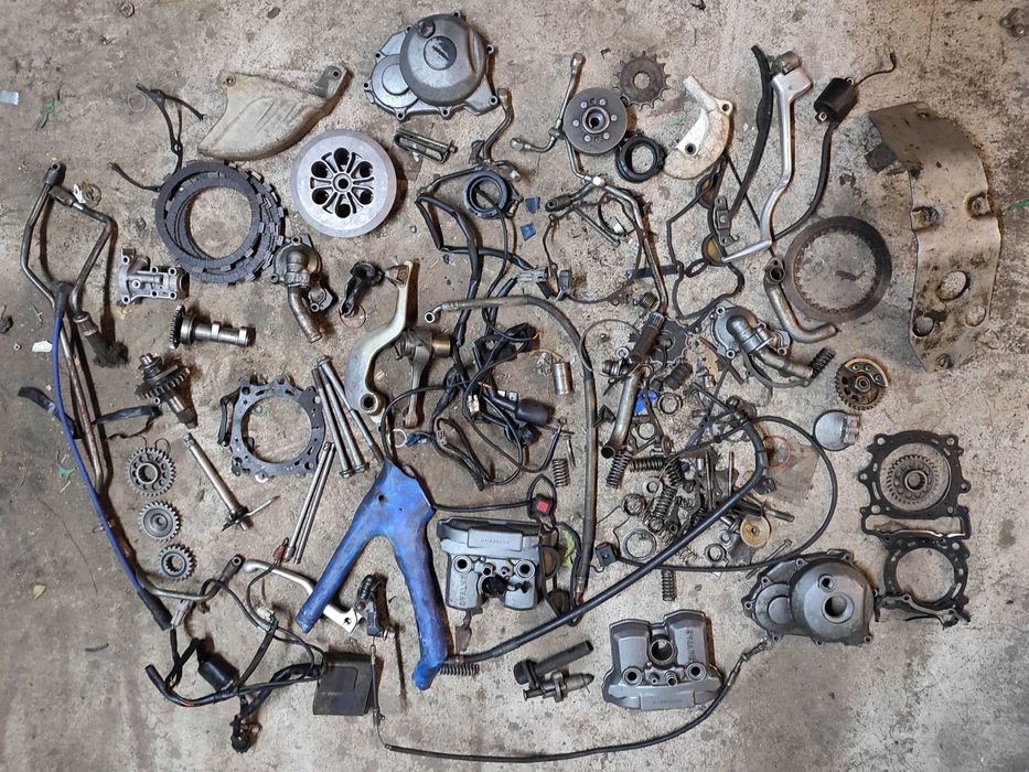 Części Yamaha yz 125 250 yzf 250 yz 426f 400 skrzynia półkarter kopka