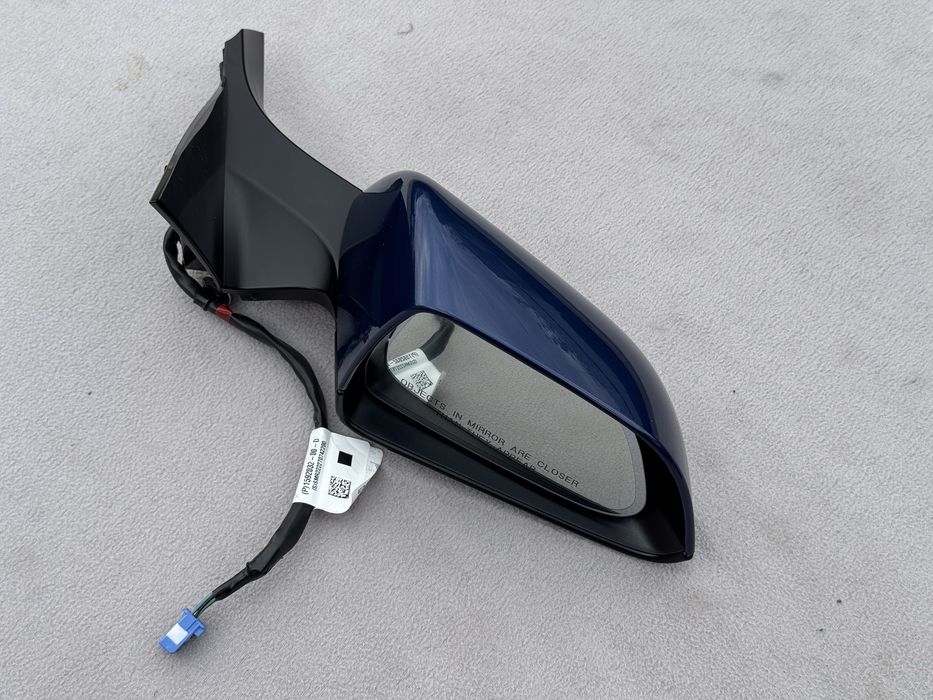 Дзеркало праве Tesla Model 3 синє PPSB в зборі