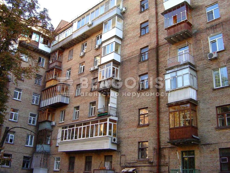 Светлая 2-ком квартира 50м2 в историческом центре Киева