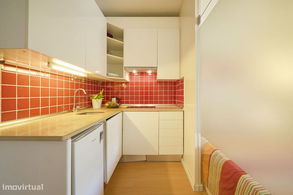 Estudio(LOFT) zona nobre-QtªGrande, 5 mins carro Shoping Colombo metro