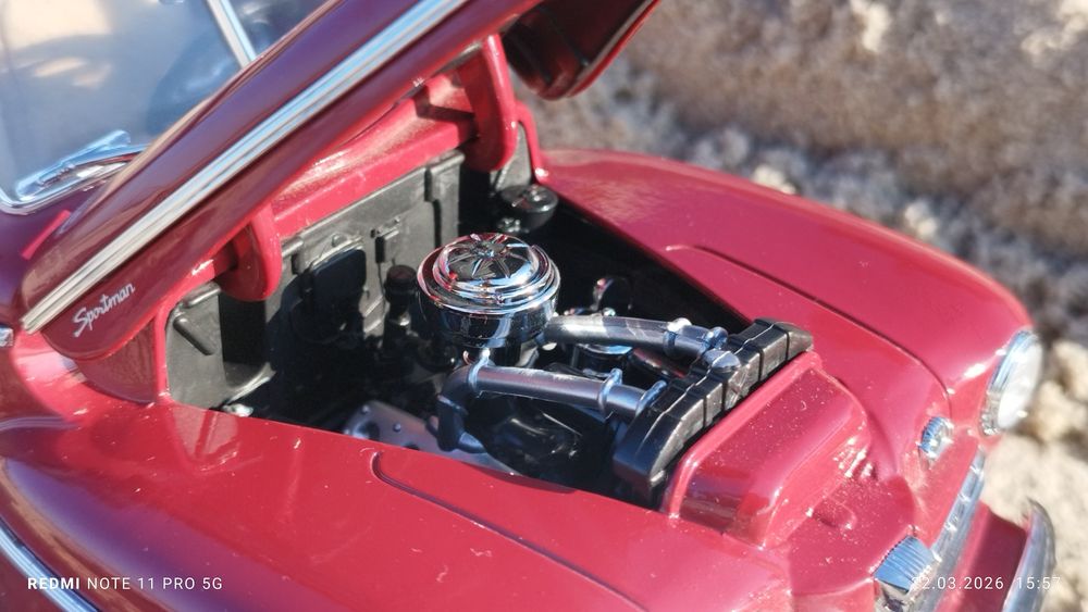 Ford sportsman 1:18