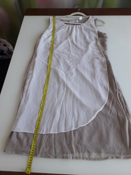 Beżowa sukienka roz 44