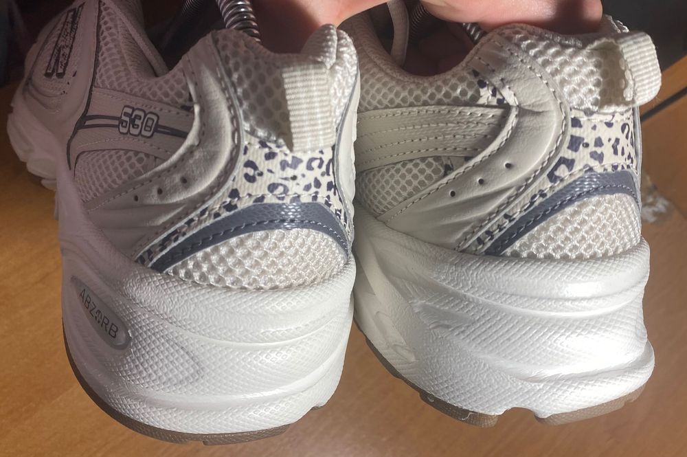 Кросівки жіночі new balance