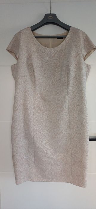Sukienka beżowa rozmiar 52