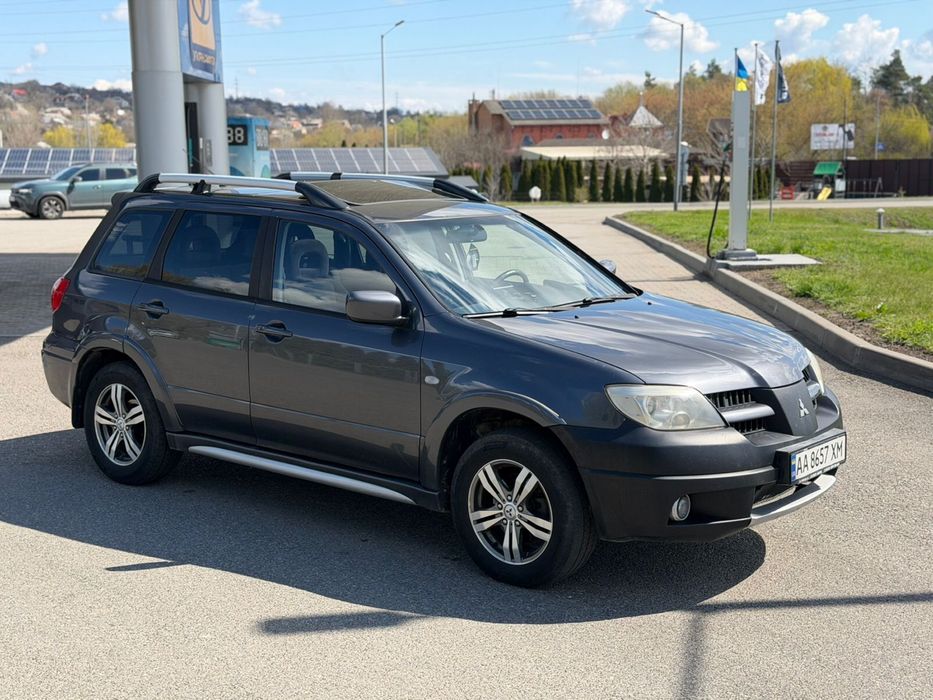 Продам Mitsubishi Outlander 2006