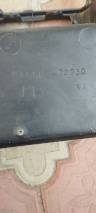 Бардачок Toyota camri 1988